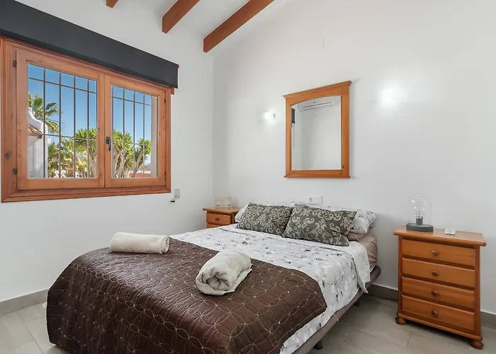 Casa Madronos *
