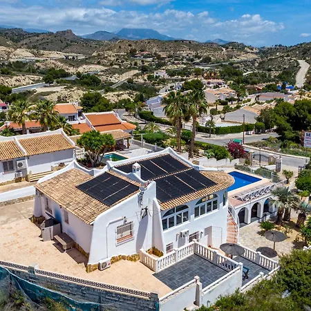 Villa Casa Madroños *