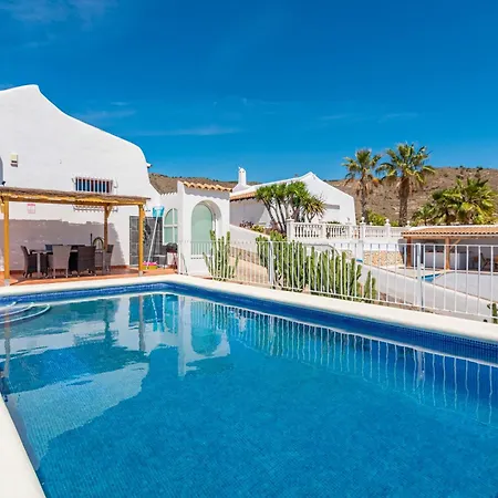 Casa Madroños Villa