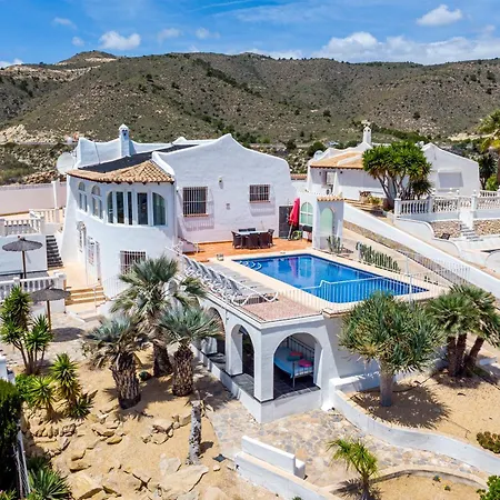 Casa Madroños Villa