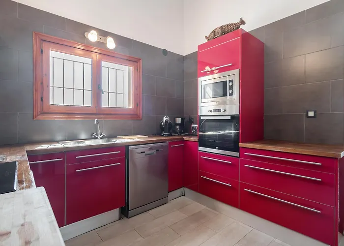 Vila Casa Madronos *