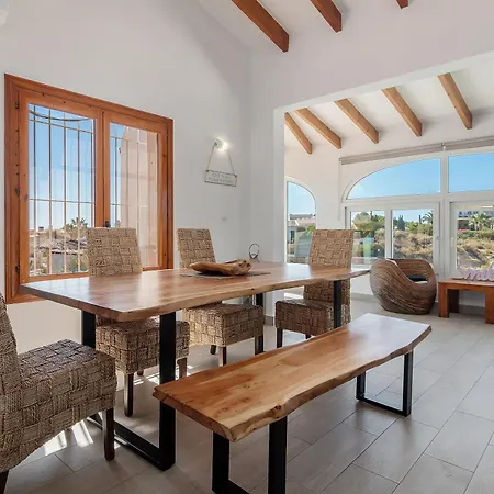 Casa Madronos 别墅 坎佩略